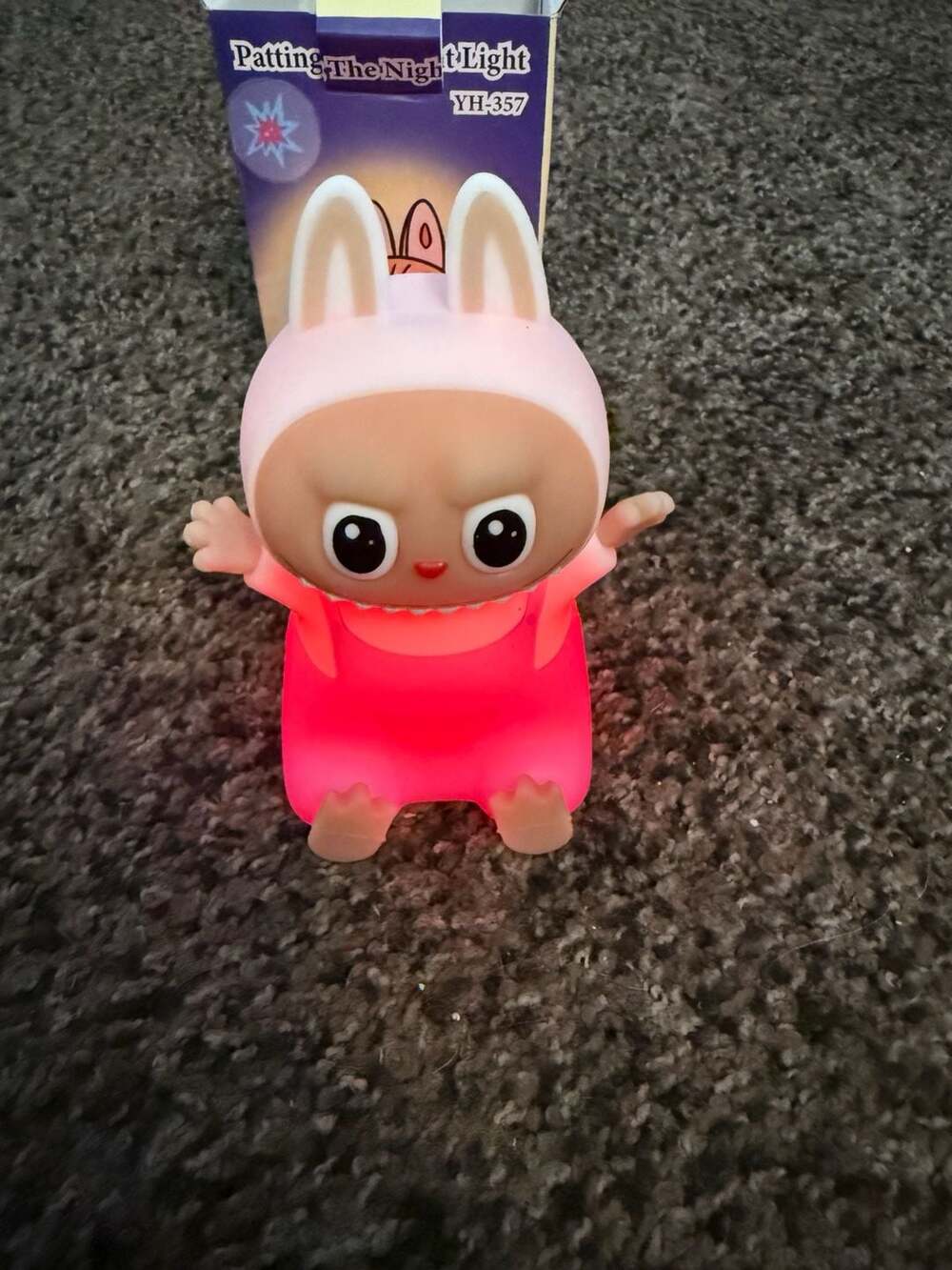 Labubu Rabbit LED Night Light - Picture 4 of 6